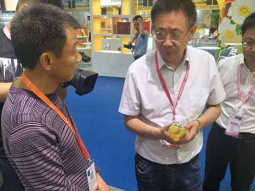 J9集团直营,油茶种植出产加工销售,植物油种植出产加工销售